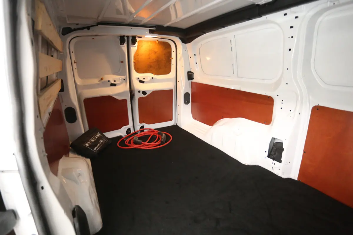 Elektrisch 75 kWh L3H1 Long Range | Snelladen | SOH 94% | Airco | Cruise | 3 Zits | Carplay | Parkeersens.