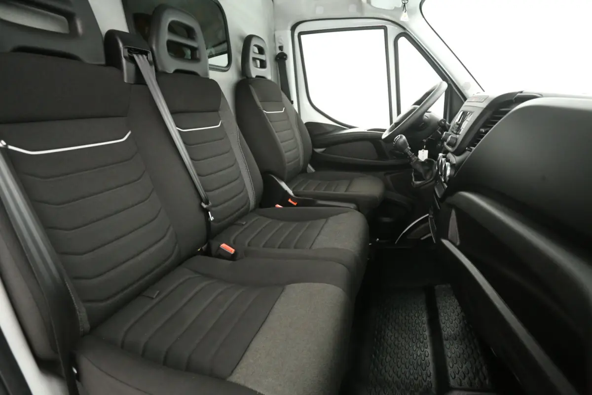 35S16V 2.3 352 L2H2 157pk | 3500KG Trekgew. | Trekhaak | Clima | 3 Zits | Parkeersens.