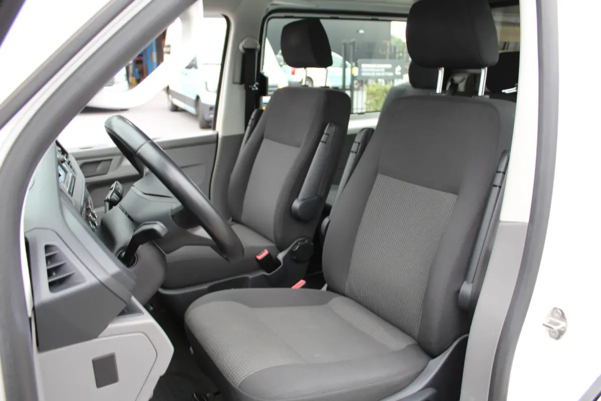 2.0 TDI 150Pk L2H1 30 DC Comfortline | Trekhaak | Apple carplay/Android auto
