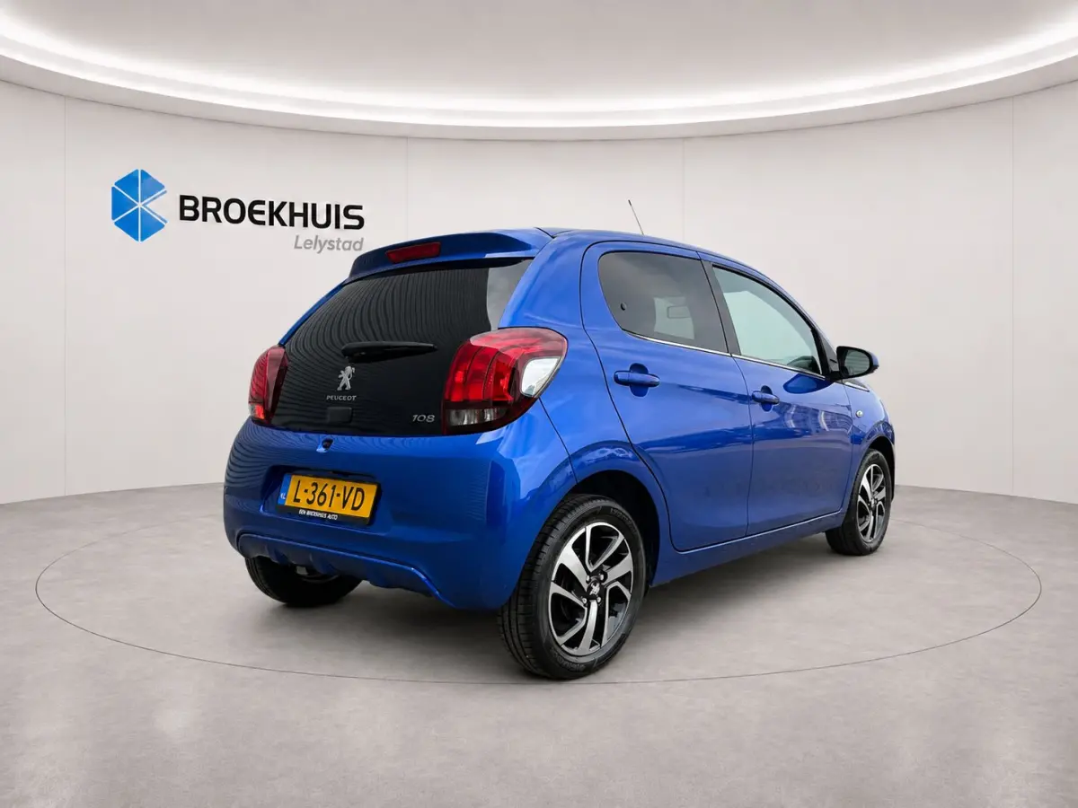 1.0 E-VTI 72PK 5-DRS ALLURE / NAVI / CLIMA / LED / 15" LMV / BLUETOOTH / PACK STYLE !!