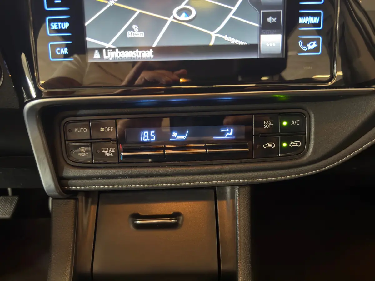 1.2T Dynamic|NAVIGATIE/CAMERA|ECC AIRCO|CRUISE