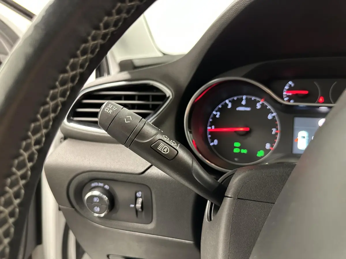 1.2 Turbo Ultimate PANO LEER CARPLAY CARPLAY NAVI STOEL VERWARMING/VERKOELING.