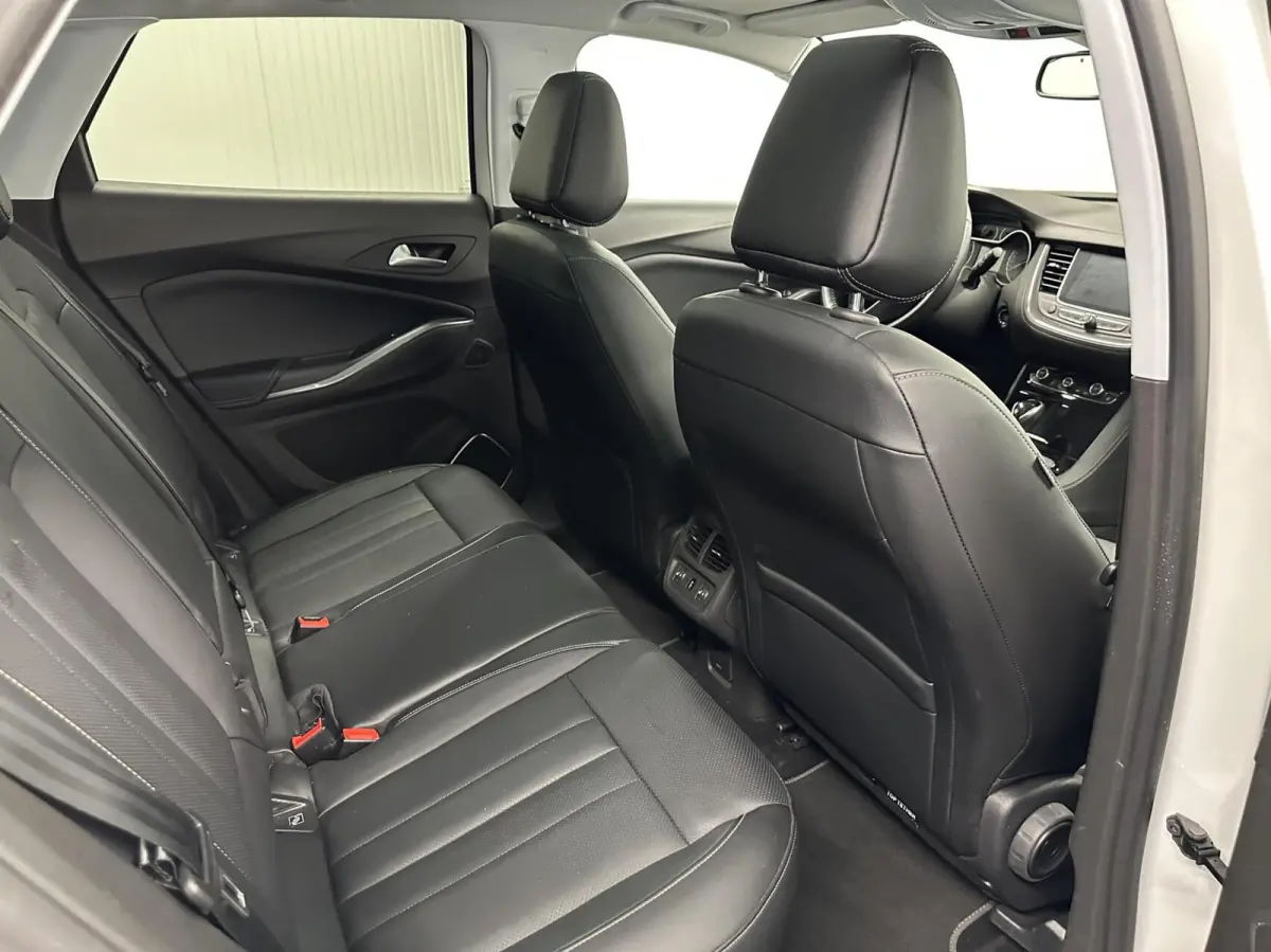 1.2 Turbo Ultimate PANO LEER CARPLAY CARPLAY NAVI STOEL VERWARMING/VERKOELING.