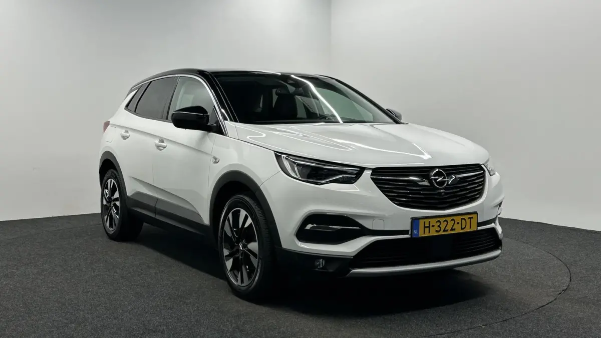 1.2 Turbo Ultimate PANO LEER CARPLAY CARPLAY NAVI STOEL VERWARMING/VERKOELING.