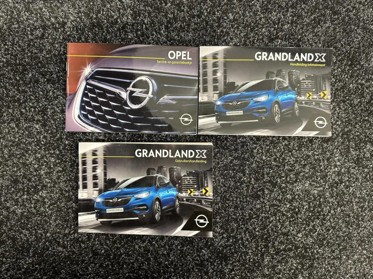 1.2 Turbo Ultimate PANO LEER CARPLAY CARPLAY NAVI STOEL VERWARMING/VERKOELING.
