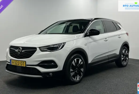 1.2 Turbo Ultimate PANO LEER CARPLAY CARPLAY NAVI STOEL VERWARMING/VERKOELING.