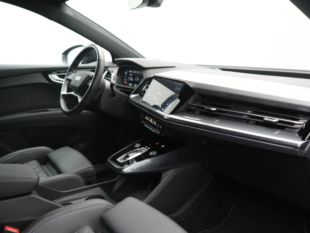 40 S edition 82 kWh 204pk Dealer O.H. | Adaptive Cruise | Head Up | Camera | Lederen Sportstoelen Memory & Verwarmd | Blis | Keyless | Matrix LED | Apple Carplay | Navigatie | DAB | 19"L.M |