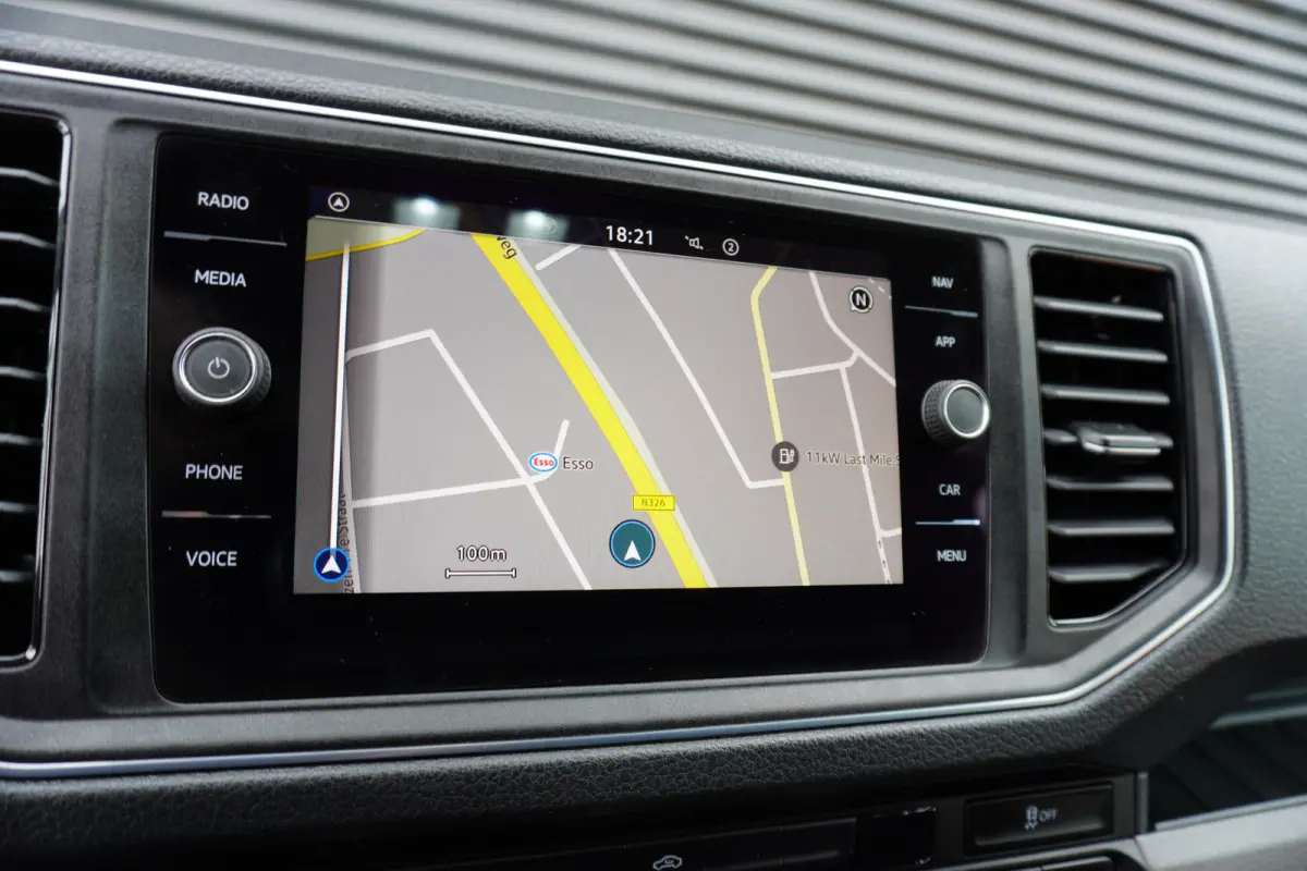 140pk Automaat L3H3/L2H2 LED Navigatie Trekhaak Apple carplay Cruise control Parkeersensoren