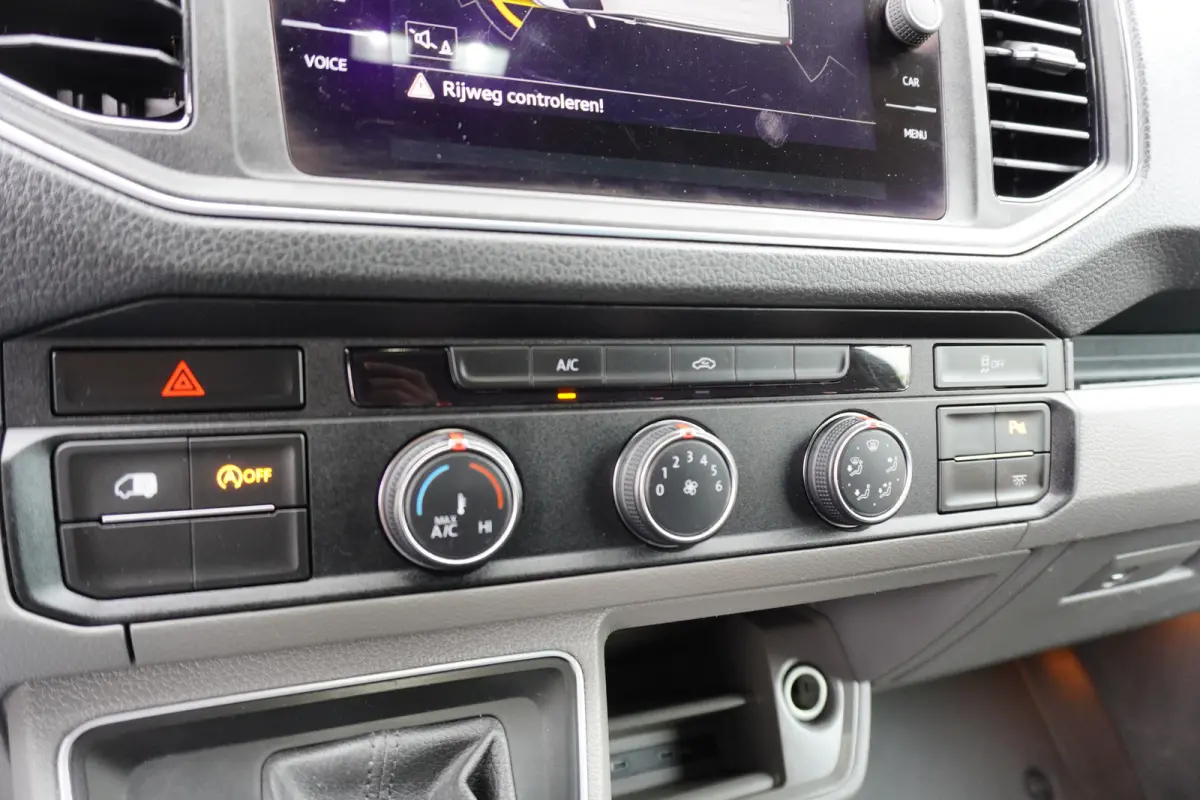 140pk Automaat L3H3/L2H2 LED Navigatie Trekhaak Apple carplay Cruise control Parkeersensoren