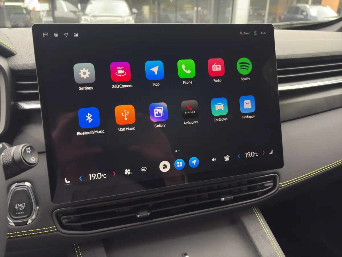 1.5 TD PHEV 206 kW More | 360 Camera | Panoramadak | Apple Carplay\Android Auto | Harman Kardon |