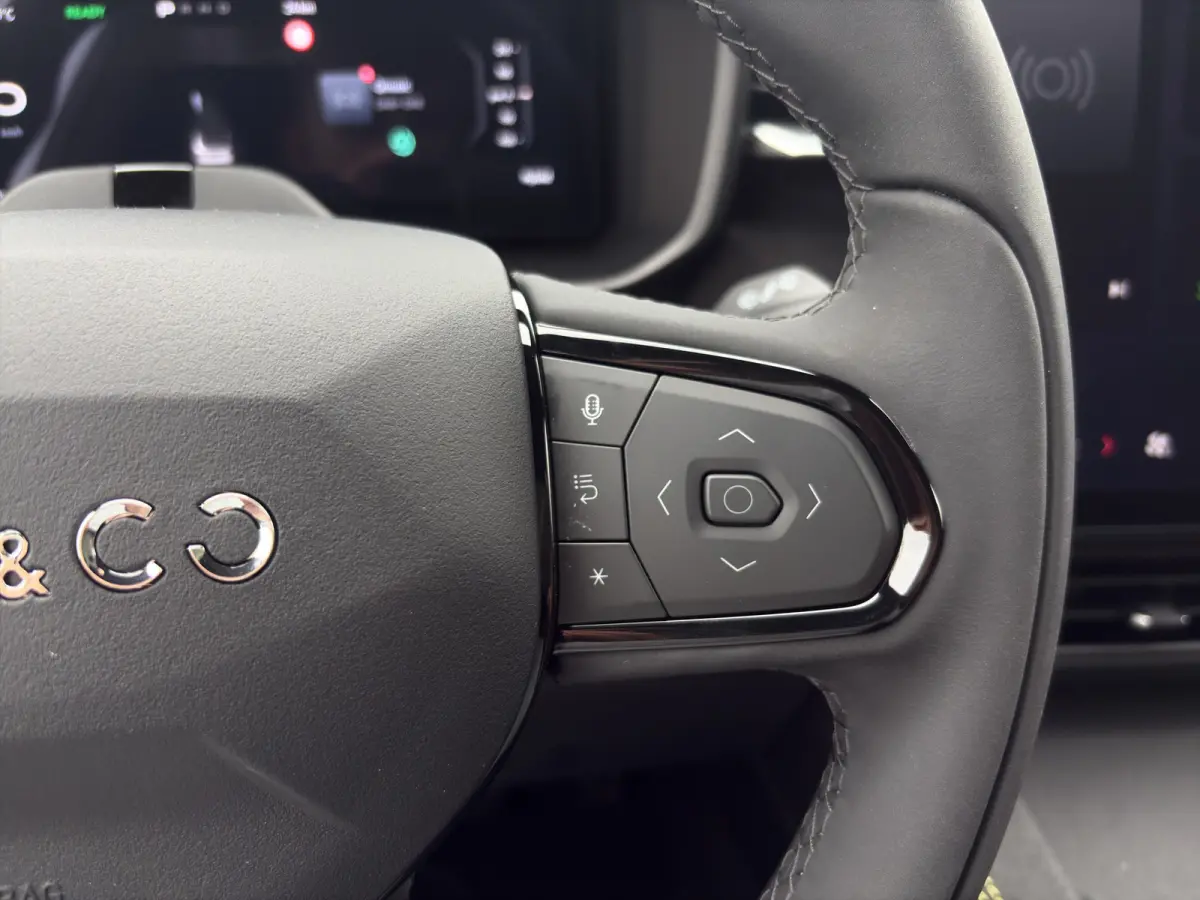1.5 TD PHEV 206 kW More | 360 Camera | Panoramadak | Apple Carplay\Android Auto | Harman Kardon |