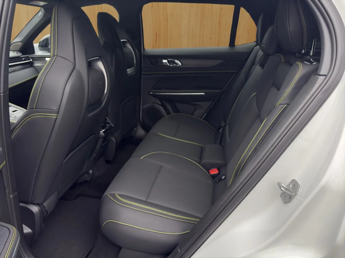 1.5 TD PHEV 206 kW More | 360 Camera | Panoramadak | Apple Carplay\Android Auto | Harman Kardon |