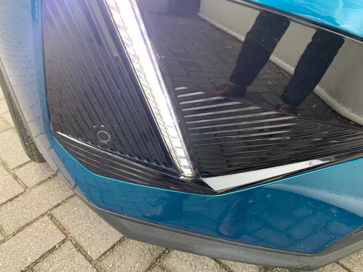 1.6 HYbrid GT 225 EAT8 First Edition Airco | Camera | Cruise Adaptief | DAB | Keyless | LED | LMV 19" | Navi | PDC V&A |