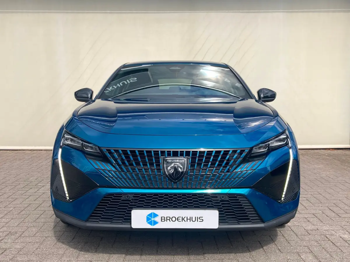 1.6 HYbrid GT 225 EAT8 First Edition Airco | Camera | Cruise Adaptief | DAB | Keyless | LED | LMV 19" | Navi | PDC V&A |