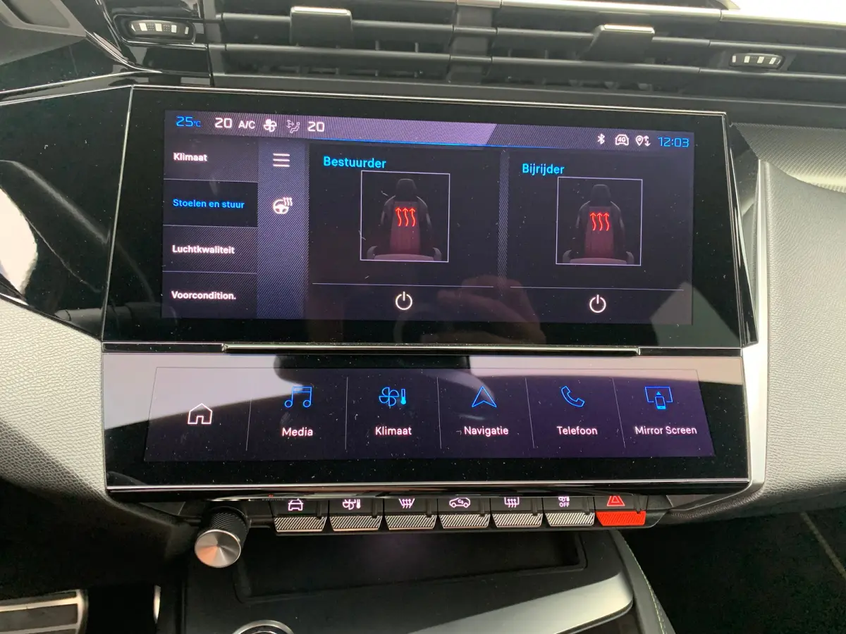 1.6 HYbrid GT 225 EAT8 First Edition Airco | Camera | Cruise Adaptief | DAB | Keyless | LED | LMV 19" | Navi | PDC V&A |