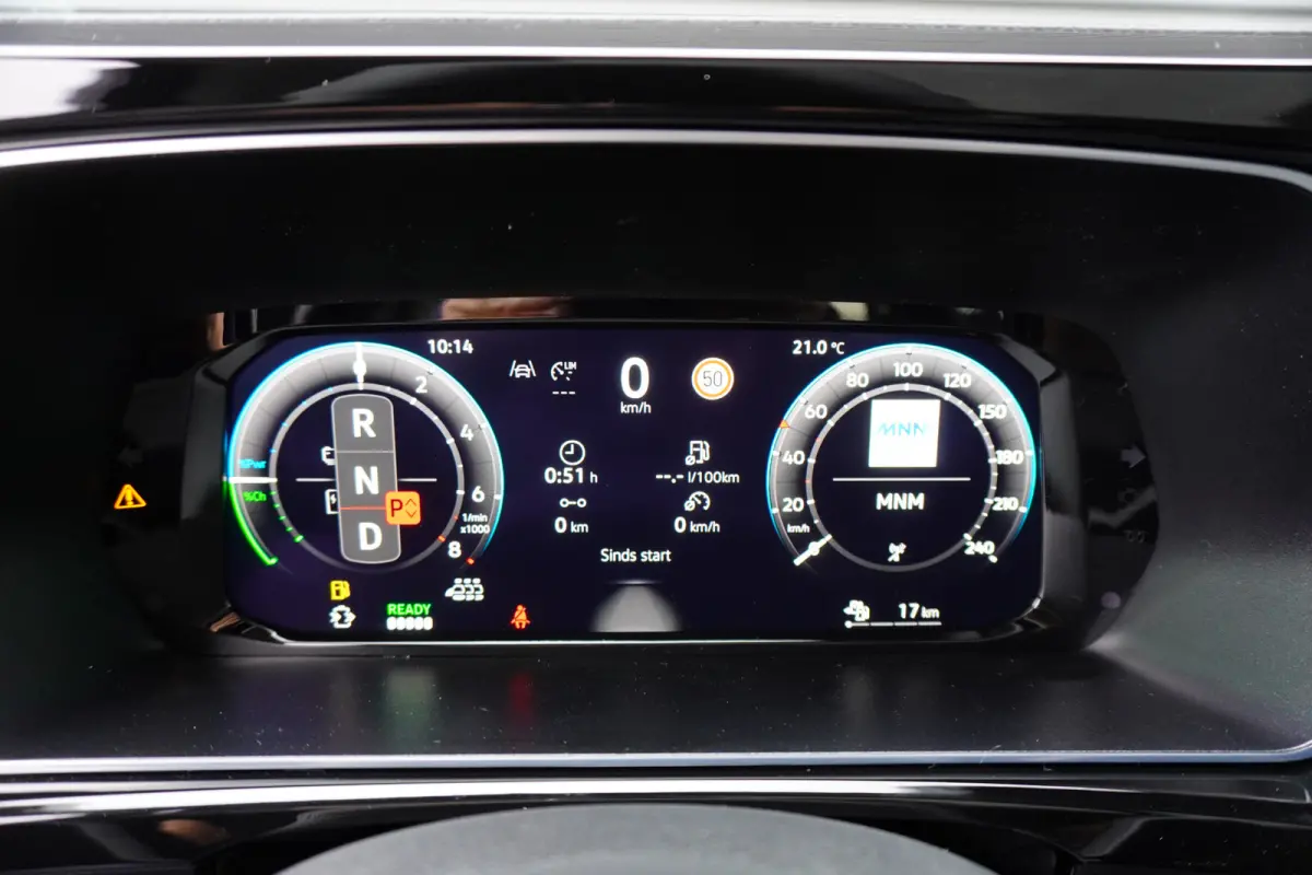 Maxi L2 150pk Plug-in Hybride Style Automaat Apple Carplay Navigatie Camera Parkeersensoren LED ACC Cruise control