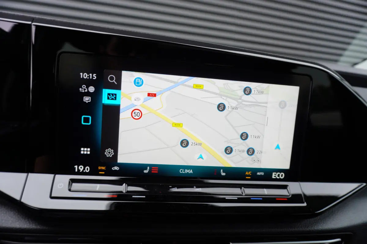 Maxi L2 150pk Plug-in Hybride Style Automaat Apple Carplay Navigatie Camera Parkeersensoren LED ACC Cruise control