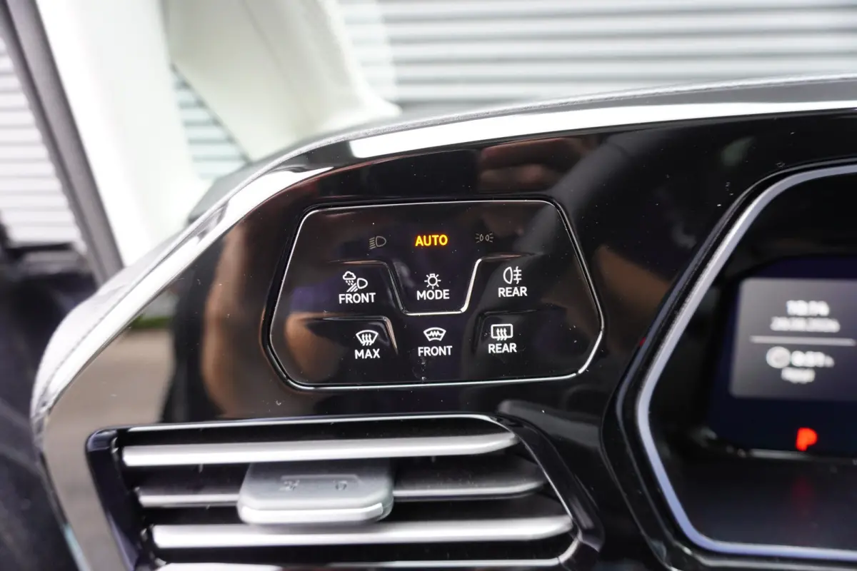 Maxi L2 150pk Plug-in Hybride Style Automaat Apple Carplay Navigatie Camera Parkeersensoren LED ACC Cruise control