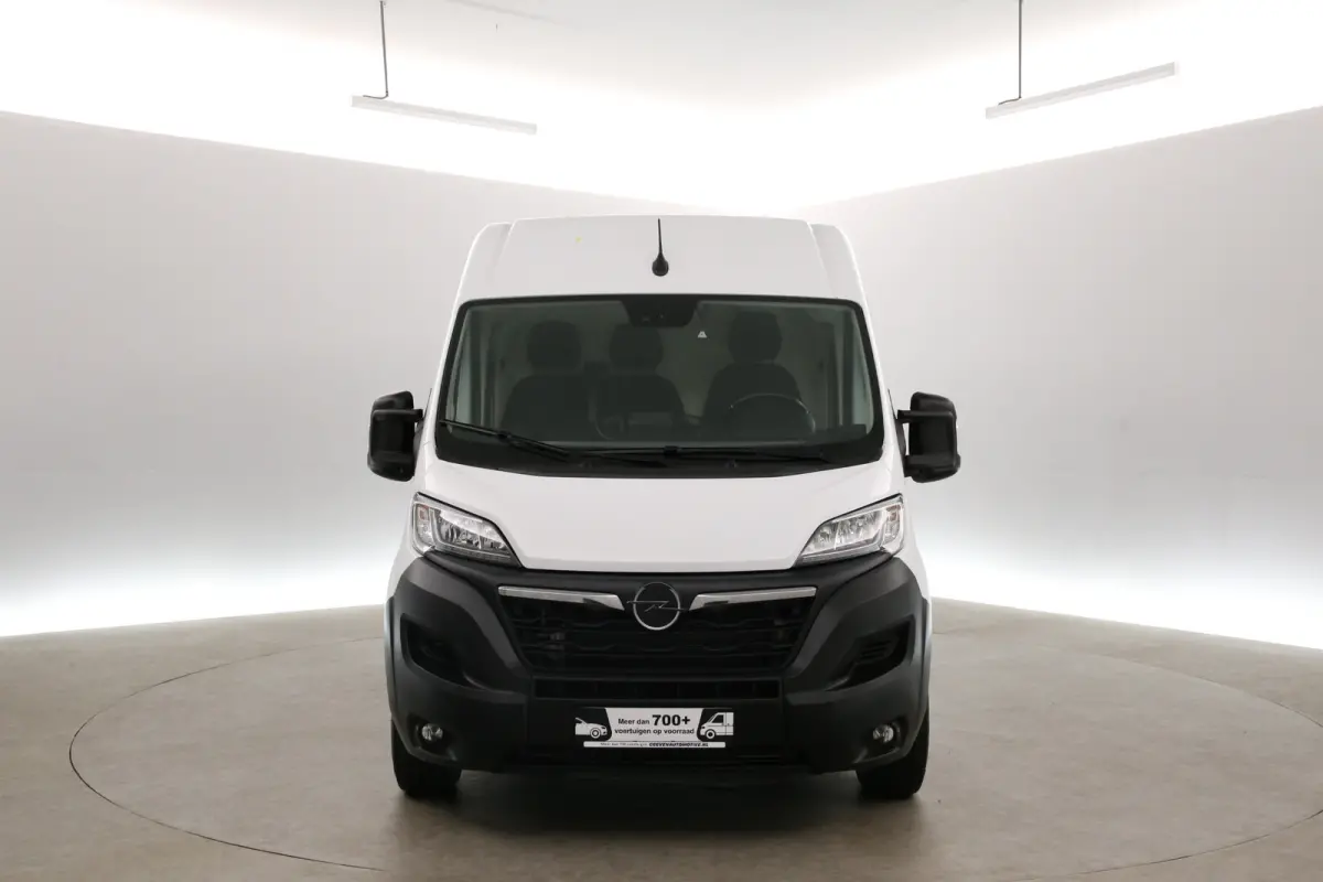 2.2 BlueHDI 140pk 3,5t L3H2 | Clima | Camera | Carplay | Cruise | 3 Zits | Parkeersensoren