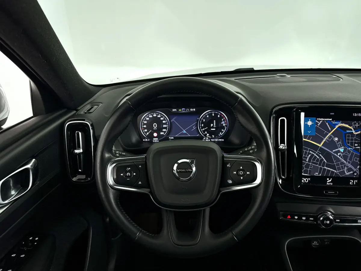 T4 Inscription Expression | Parkeercamera | Cruise control | Navigatie | Trekhaak