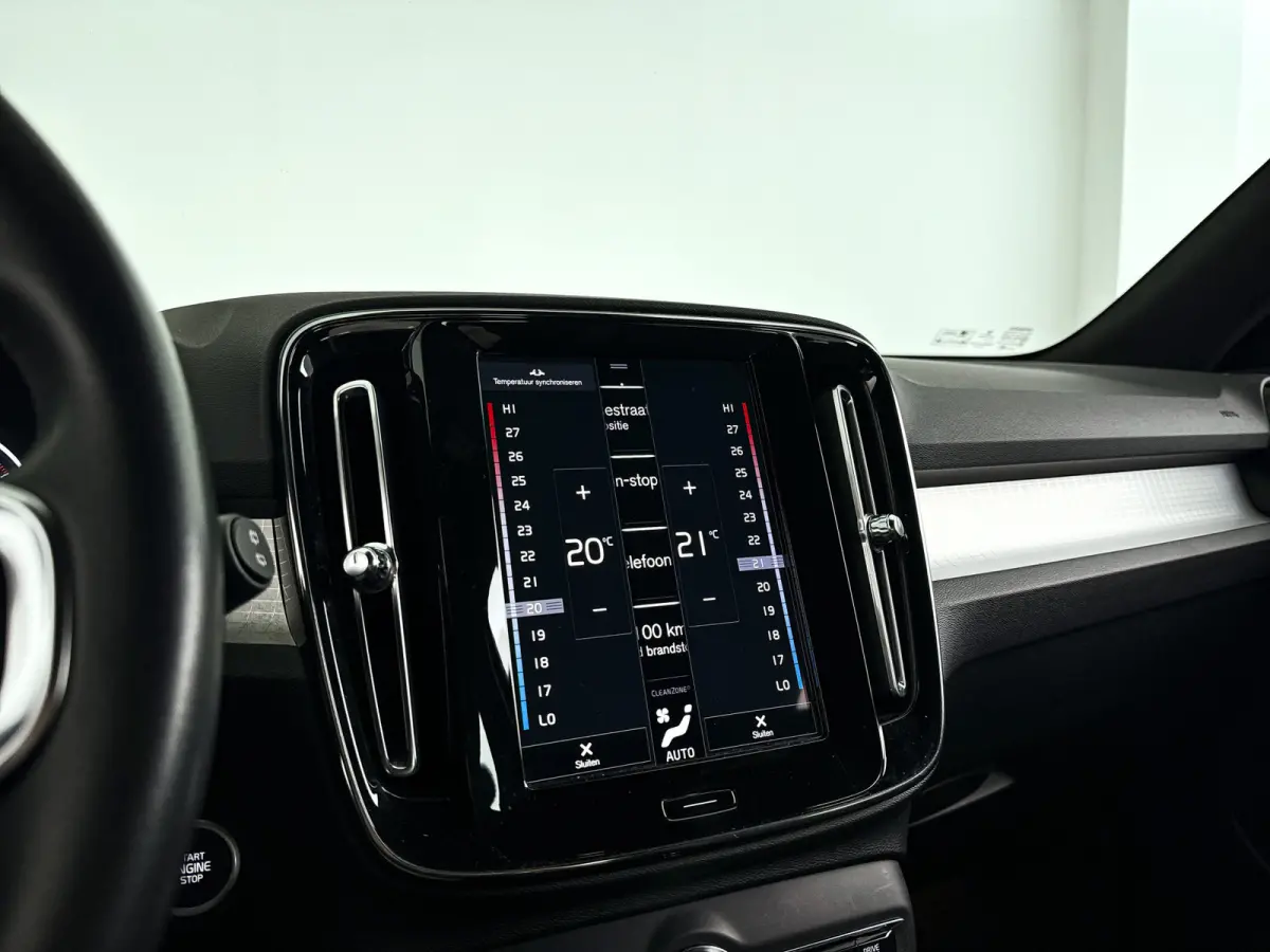 T4 Inscription Expression | Parkeercamera | Cruise control | Navigatie | Trekhaak