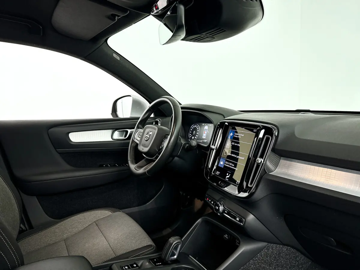 T4 Inscription Expression | Parkeercamera | Cruise control | Navigatie | Trekhaak