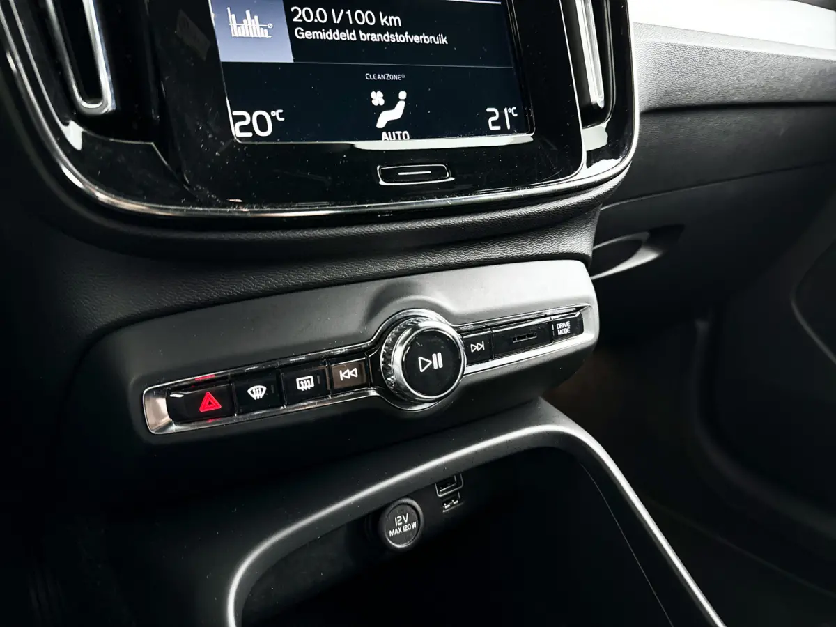 T4 Inscription Expression | Parkeercamera | Cruise control | Navigatie | Trekhaak
