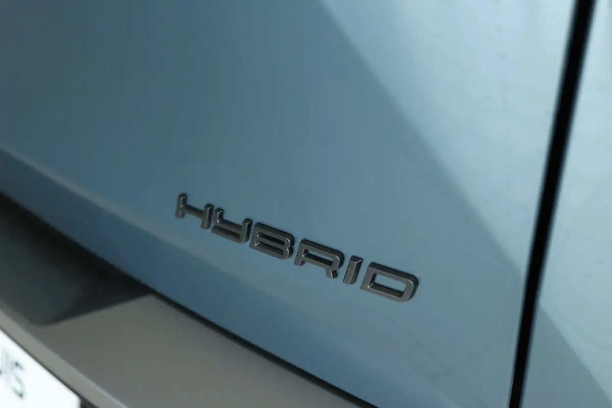 1.2 Hybrid 145 GT | DEMO-DEAL | Adapt. Cruise | Schuifdak | Massage | 360 Camera | Memory | Alcantara | Navi | Carplay | Keyless | Matrix | Elektr. Klep | Stoel+Stuurverwarming