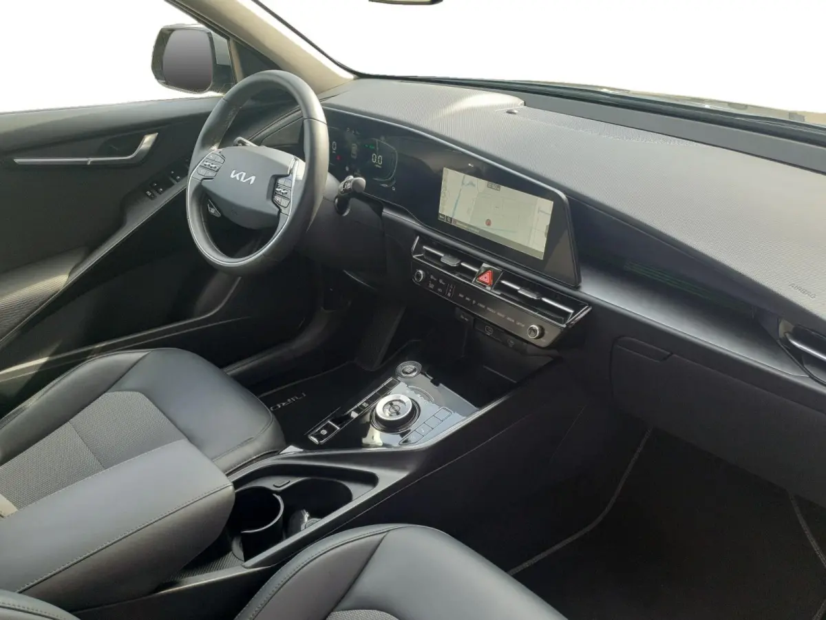 1.6 GDi Hybrid DynamicLine Edition | Dodehoek detectie | Elektrisch bedienbare best. stoel | Navigatie | Adaptieve cruise control | Apple Carplay / Android Auto | Verbruik 1 op 20!