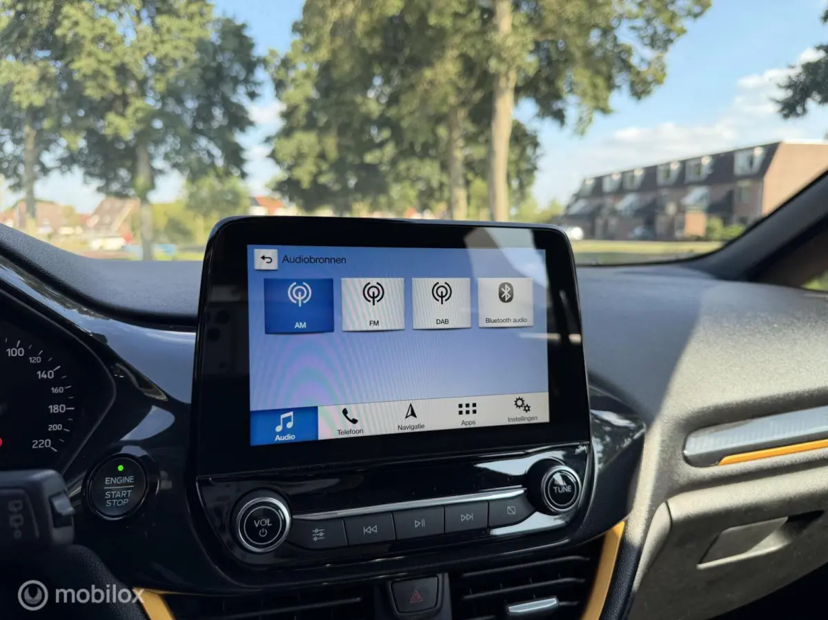 1.0 EcoBoost Active First Edition|Pano|Keyles|Navi|Lane|