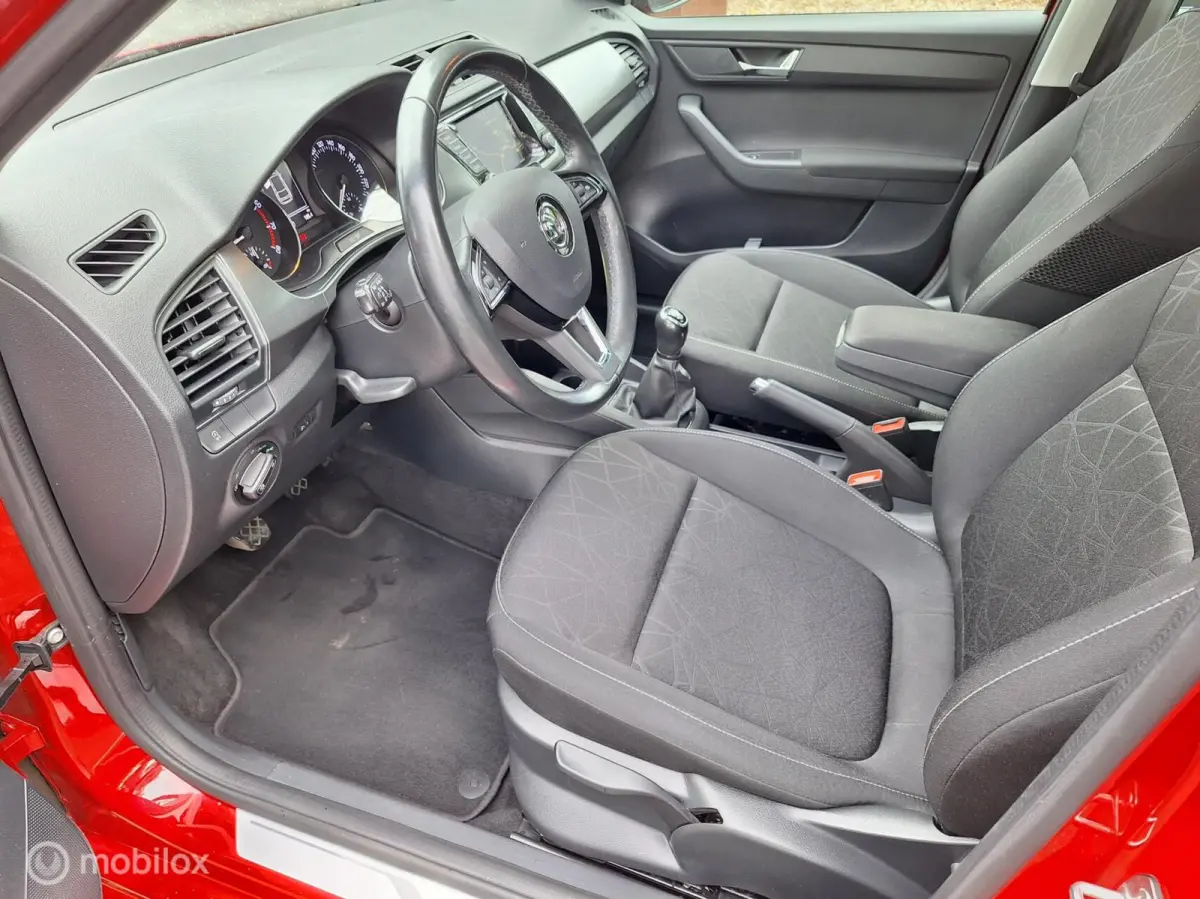 1.0 TSI Clever Full-Map Navigatie, Cruise-Control, Stoelverwarming, Climate-Control, LM-Velgen.