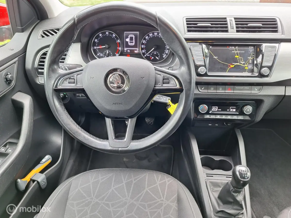 1.0 TSI Clever Full-Map Navigatie, Cruise-Control, Stoelverwarming, Climate-Control, LM-Velgen.