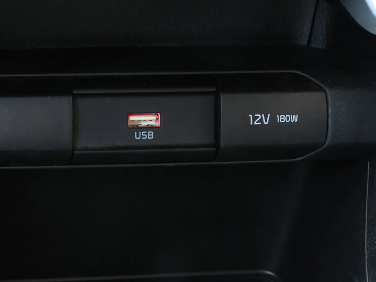1.0 DPi DynamicPlusLine | 1e EIGENAAR | DEALER ONDERHOUDEN | NAVI | CAMERA | KEYLESS ENTRY+START | CRUISE CONTROL |