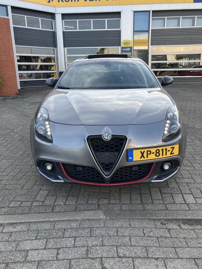 1.750 Turbo Veloce | Origineel Nederlands geleverd | Grigio Magnesio | Carbon Spoiler | Schuifdak |