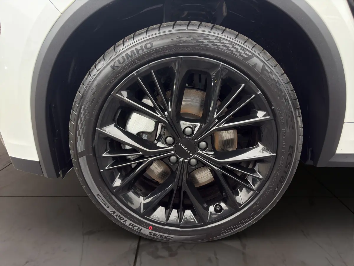 1.5 TD PHEV 206 kW More | 360 Camera | Panoramadak | Apple Carplay\Android Auto | Harman Kardon |