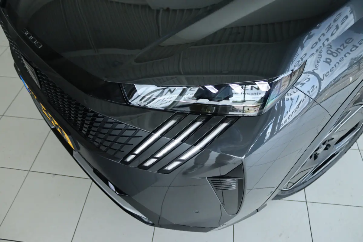 73 kWh DUAL MOTOR 325PK Launch Edition | Adapt. Cruise | Focal Audio | Massage | Schuifdak | 20 Inch | 360 Camera | Elektr. Klep | Memory | MATRIX | Stoel+Stuurverwarming |