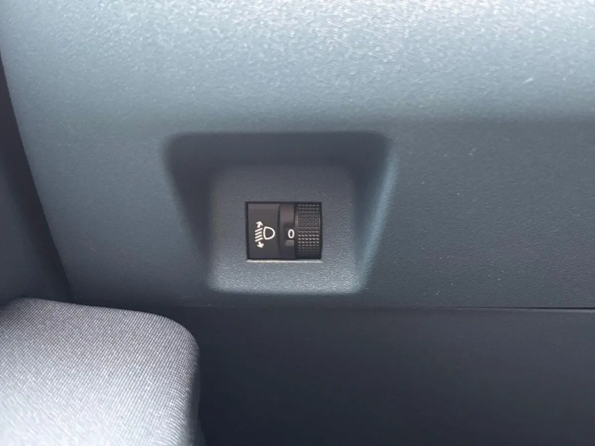 La Prima 7.4 kW 44 kWh | 2 + 6 jaar speciale garantie | Climate Control | parkeersensoren voor + achter | verwarmbare stoelen |
