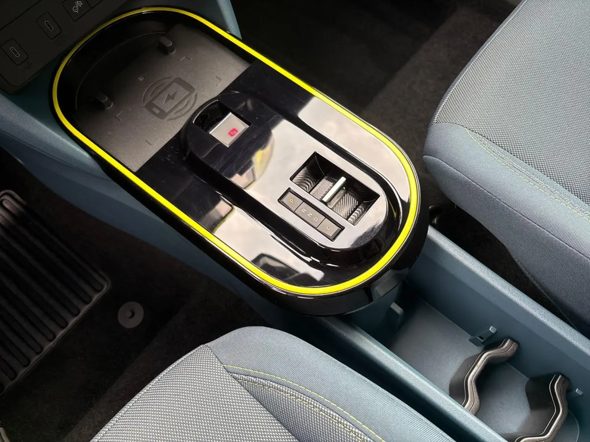 La Prima 7.4 kW 44 kWh | 2 + 6 jaar speciale garantie | Climate Control | parkeersensoren voor + achter | verwarmbare stoelen |