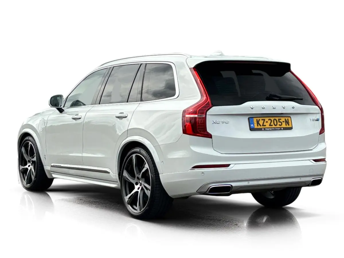 2.0 T8 Twin Engine AWD 7P. Inscription ✅ Luchtvering ✅ Pano ✅ B&W