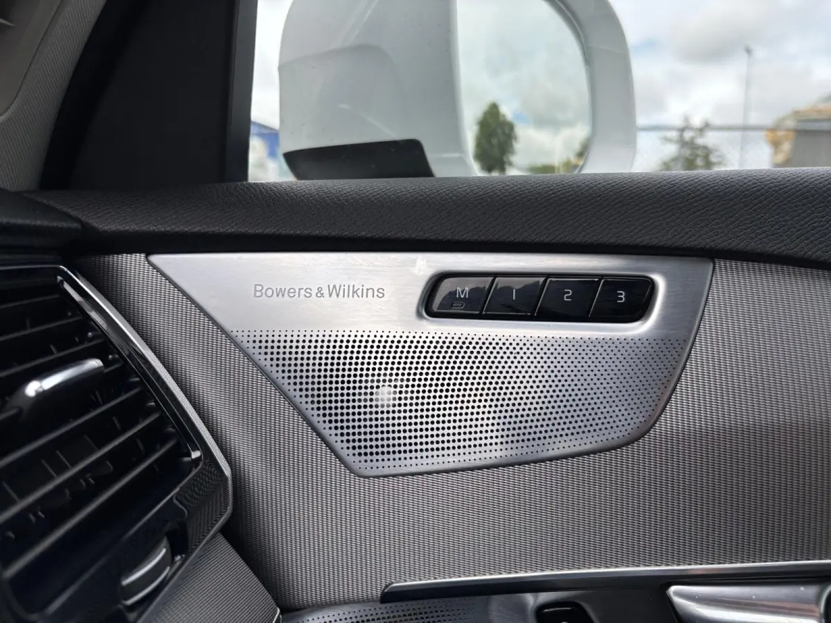 2.0 T8 Twin Engine AWD 7P. Inscription ✅ Luchtvering ✅ Pano ✅ B&W