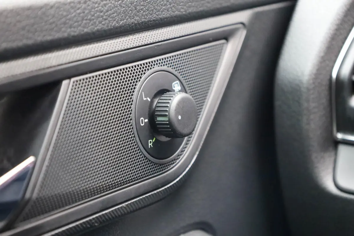 1.0 TSI 95pk Ambition | Parkeersensor | Cruise Control | Apple Carplay/Android Auto