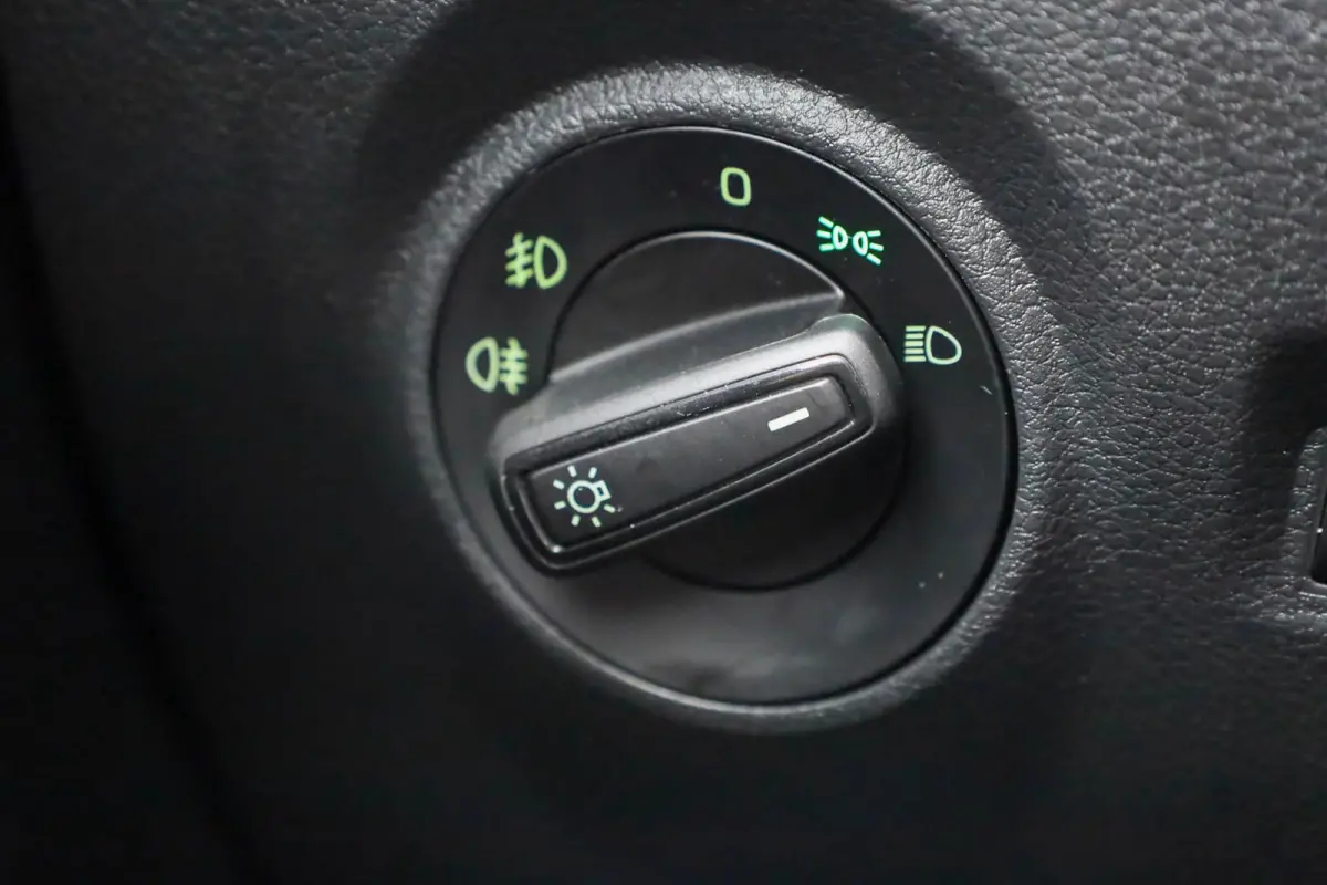 1.0 TSI 95pk Ambition | Parkeersensor | Cruise Control | Apple Carplay/Android Auto