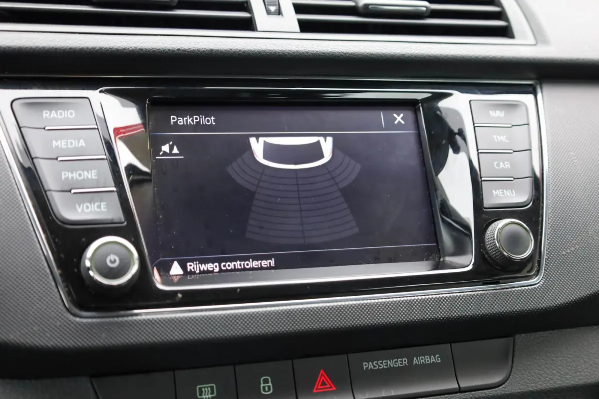1.0 TSI 95pk Ambition | Parkeersensor | Cruise Control | Apple Carplay/Android Auto