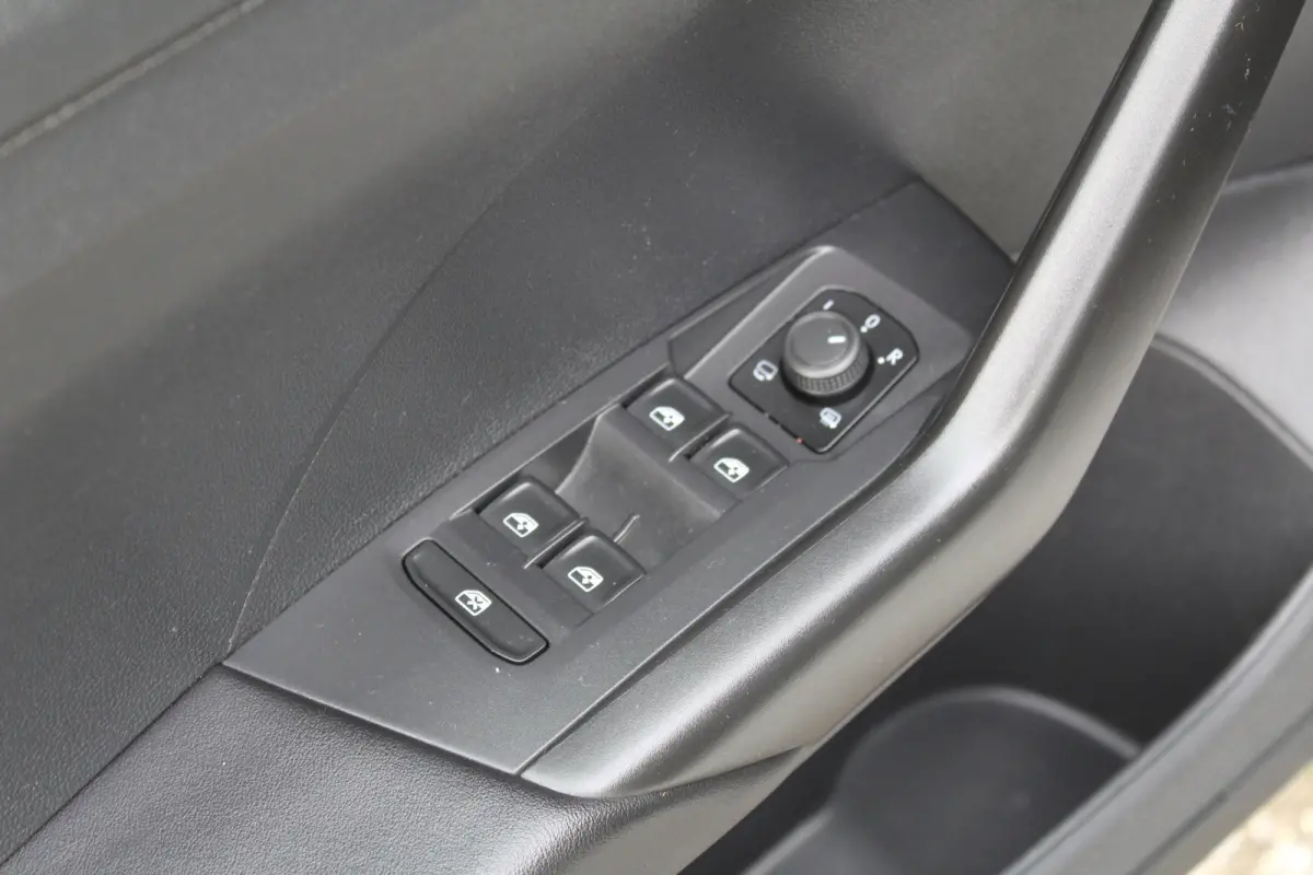 1.0 TSI Life 110PK Automaat | Apple/Android Carplay | Trekhaak | Cruise Control