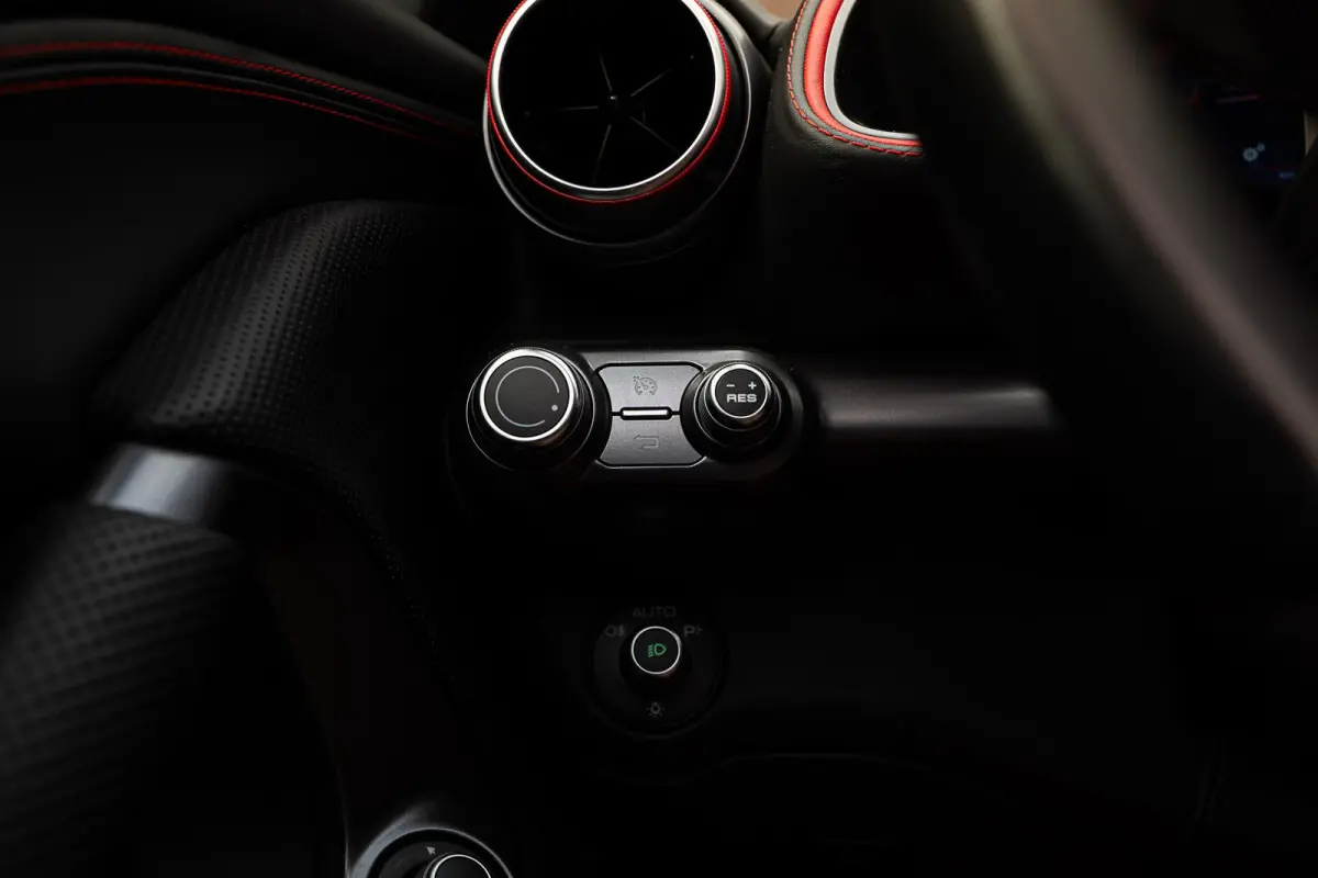 6.5 V12 HELE | NOVITEC | LIFT | AFS2 | DREAM-LINE | SURROUND VIEW | CARBON |