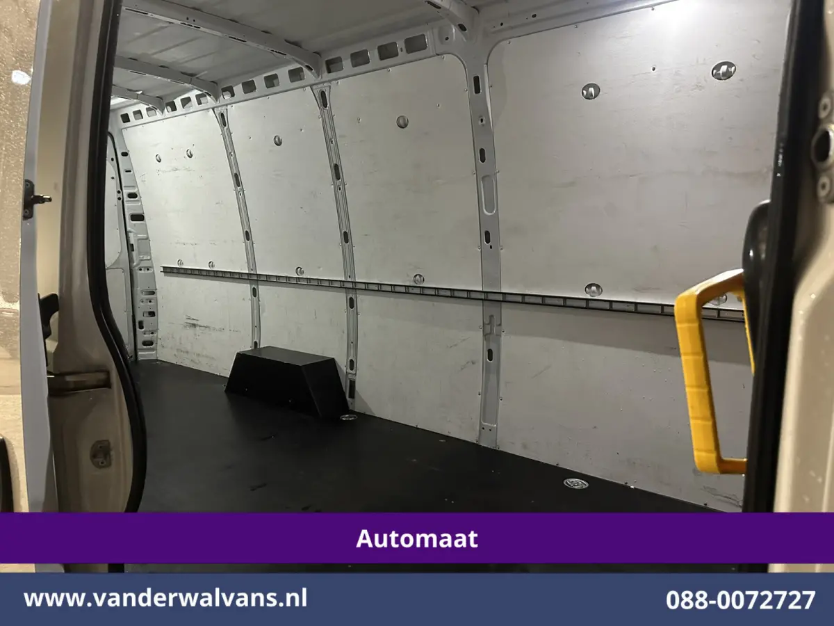 35S16V 157pk Automaat L3H2 Euro6 Airco | Apple Carplay | Android Auto Parkeersensoren, Bijrijdersbank, 3500kg trekvermogen