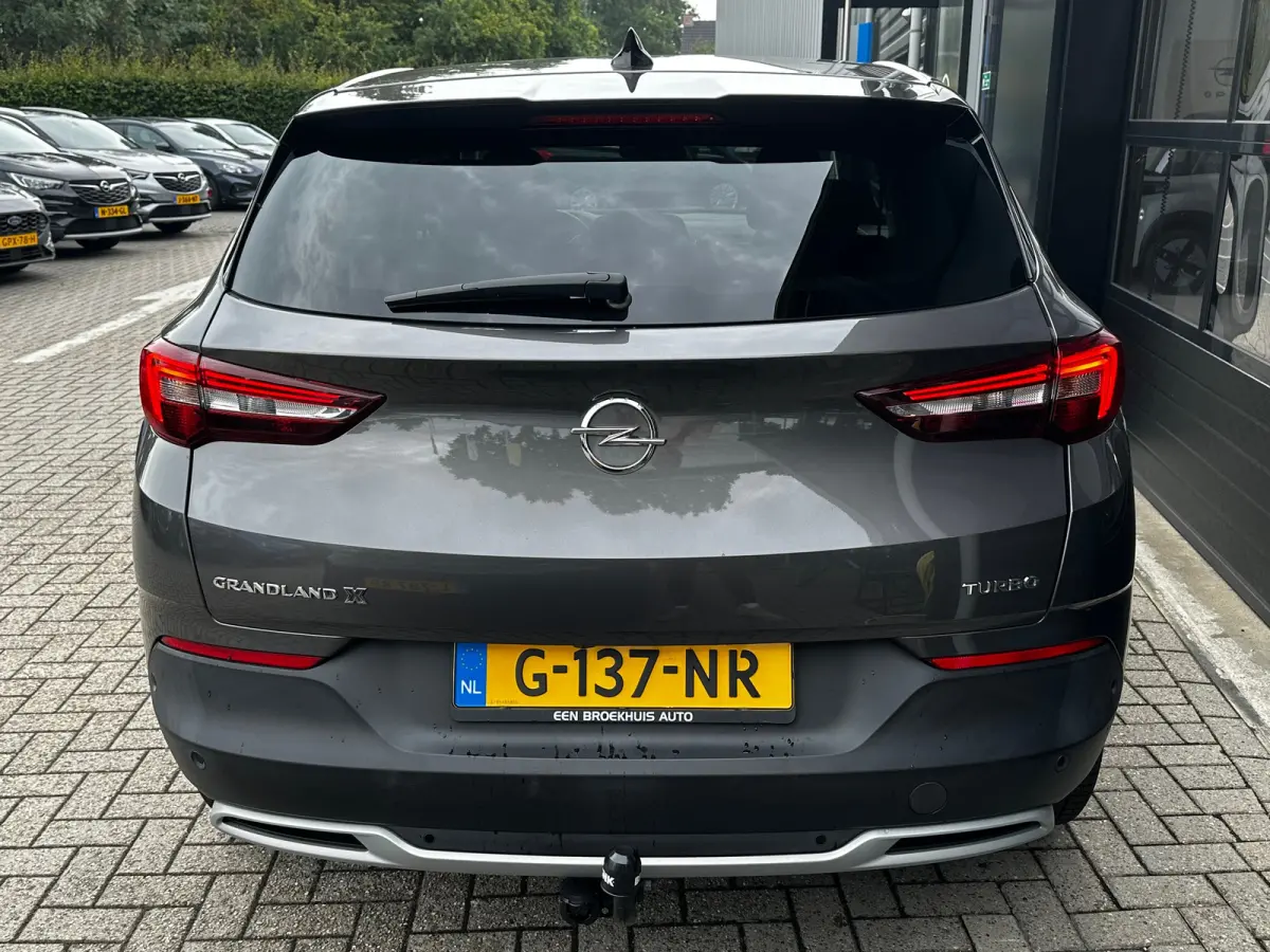 1.2 Turbo 130 PK Innovation Automaat | TREKHAAK| DENON AUDIO MET SUBWOOFER| DODEHOEK DETECTIE| KEYLESS ENTRY & START| NAVIGATIE + APPLE CARPLAY/ANDROID AUTO| CLIMATE CONTROL| ELEK. ACHTERKLE