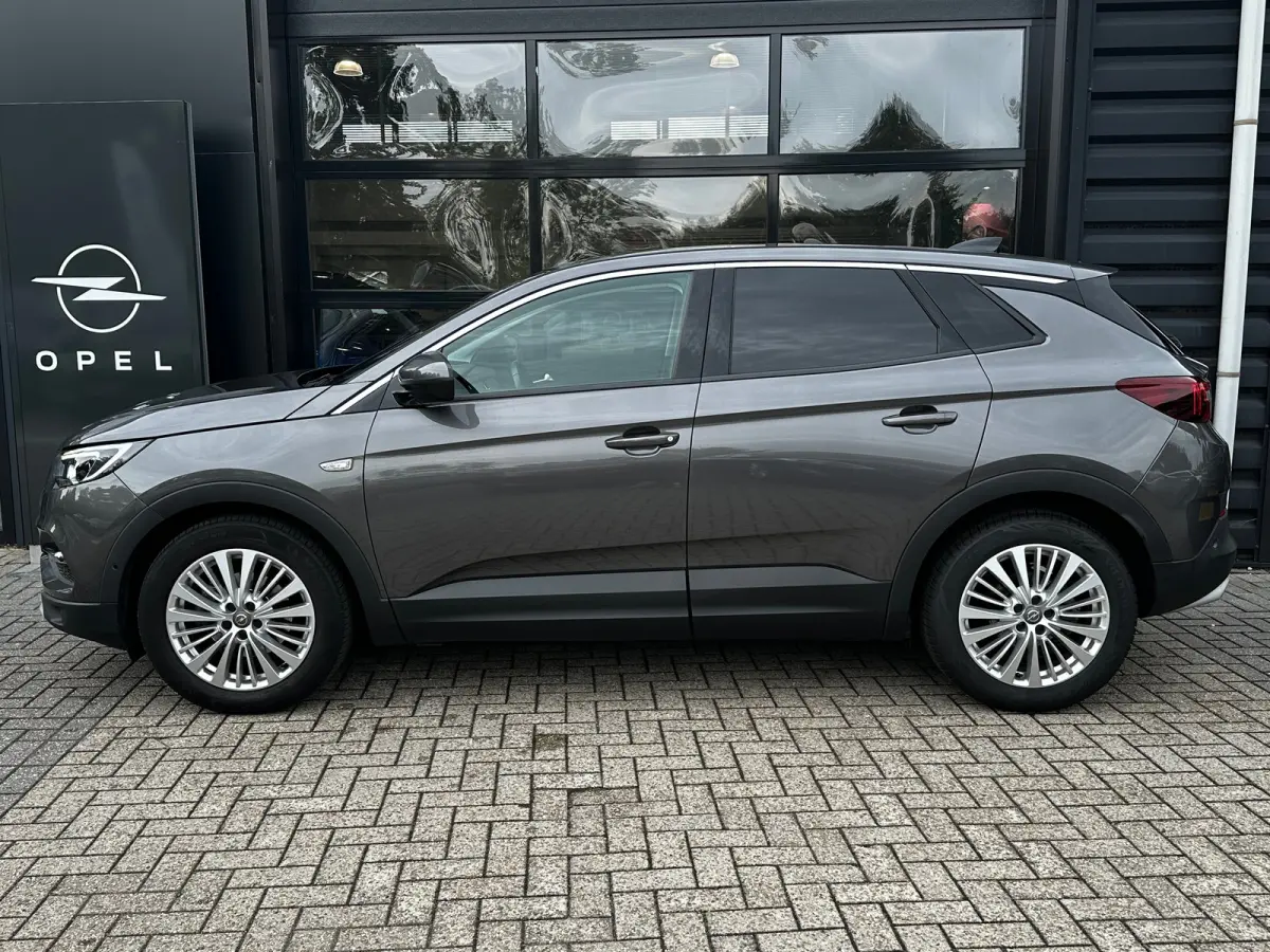 1.2 Turbo 130 PK Innovation Automaat | TREKHAAK| DENON AUDIO MET SUBWOOFER| DODEHOEK DETECTIE| KEYLESS ENTRY & START| NAVIGATIE + APPLE CARPLAY/ANDROID AUTO| CLIMATE CONTROL| ELEK. ACHTERKLE