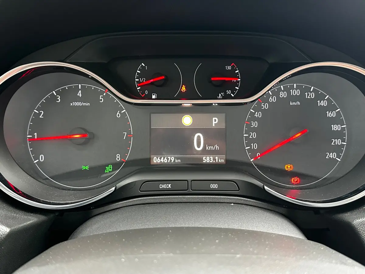 1.2 Turbo 130 PK Innovation Automaat | TREKHAAK| DENON AUDIO MET SUBWOOFER| DODEHOEK DETECTIE| KEYLESS ENTRY & START| NAVIGATIE + APPLE CARPLAY/ANDROID AUTO| CLIMATE CONTROL| ELEK. ACHTERKLE
