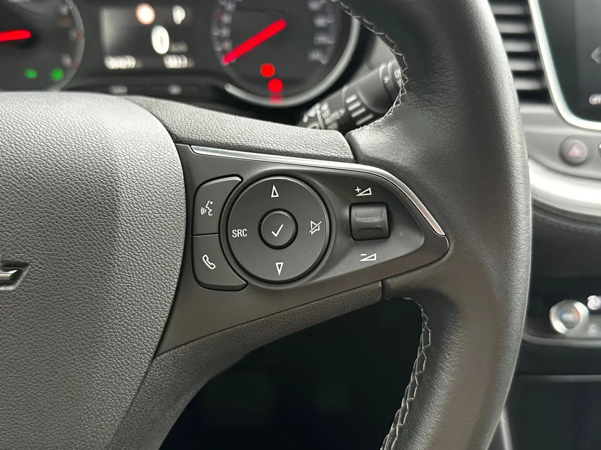 1.2 Turbo 130 PK Innovation Automaat | TREKHAAK| DENON AUDIO MET SUBWOOFER| DODEHOEK DETECTIE| KEYLESS ENTRY & START| NAVIGATIE + APPLE CARPLAY/ANDROID AUTO| CLIMATE CONTROL| ELEK. ACHTERKLE